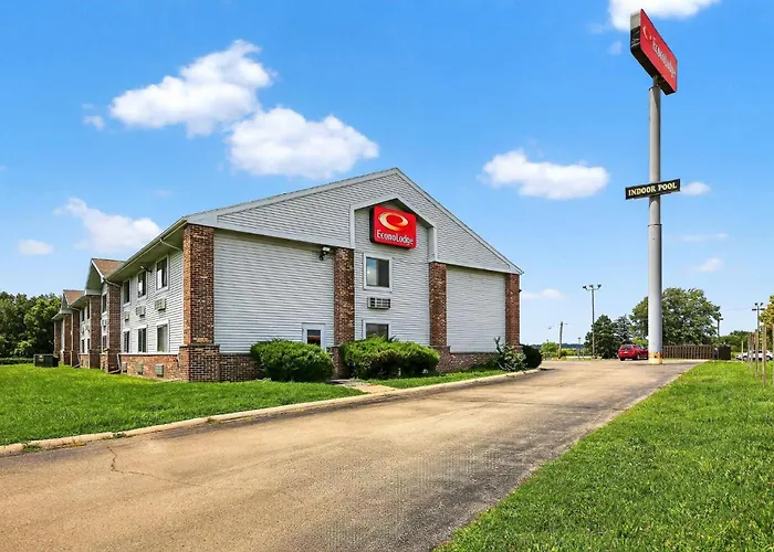 Econo Lodge *